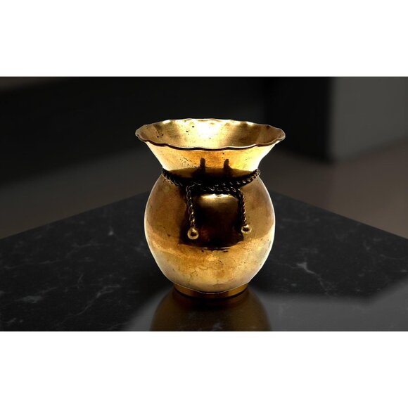 Vintage Hosley International solid hammered brass planter with rope detail, appr - Picture 2 of 13